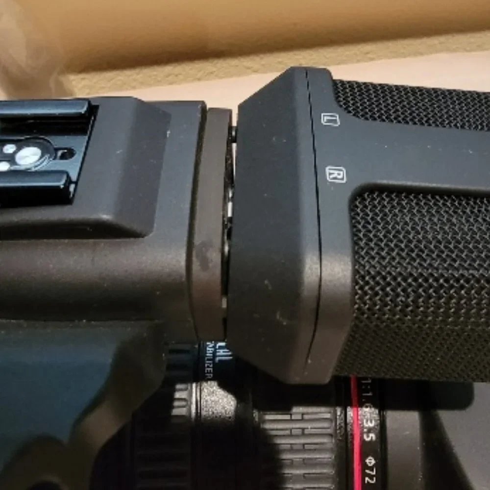 Canon XH A1S Camcorder MiniDV 3CCD
